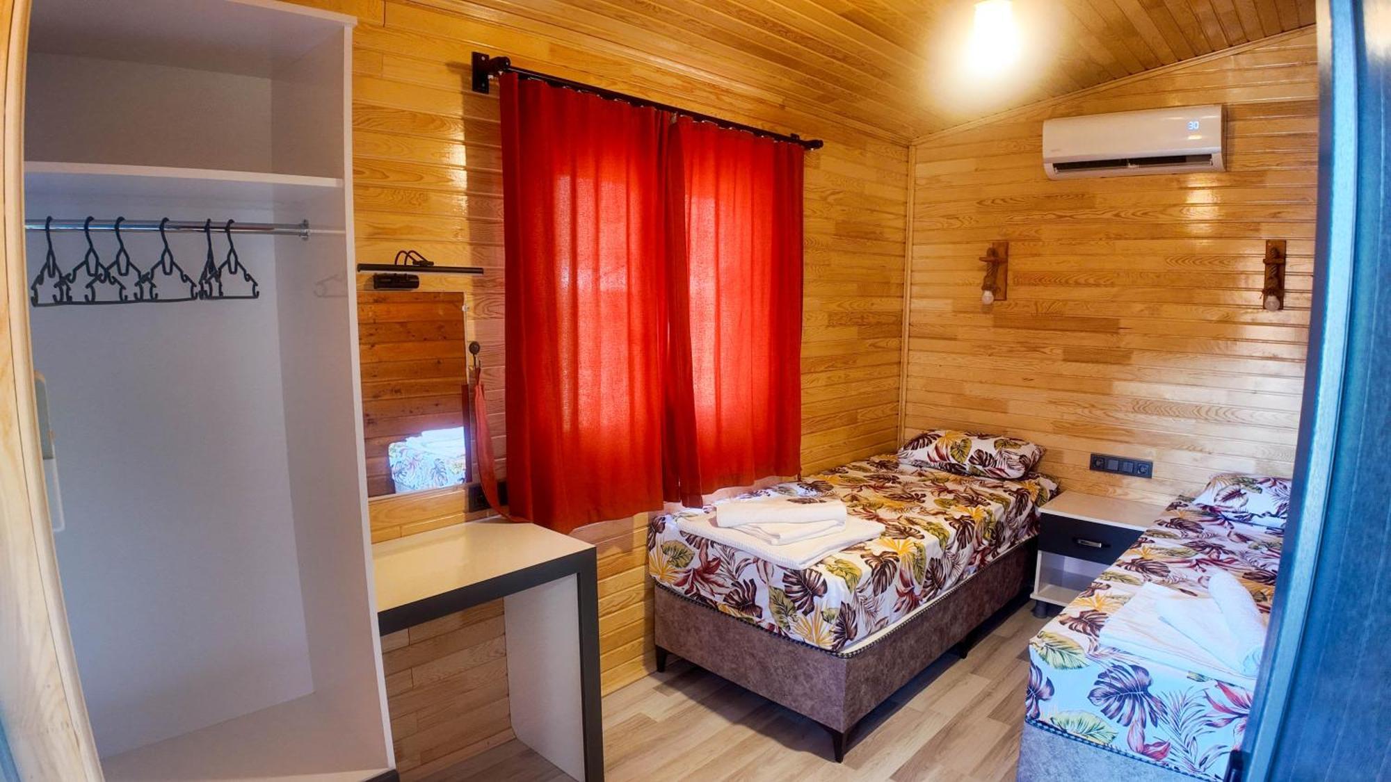 Ugur Pansiyon Bungalows Чирали Экстерьер фото