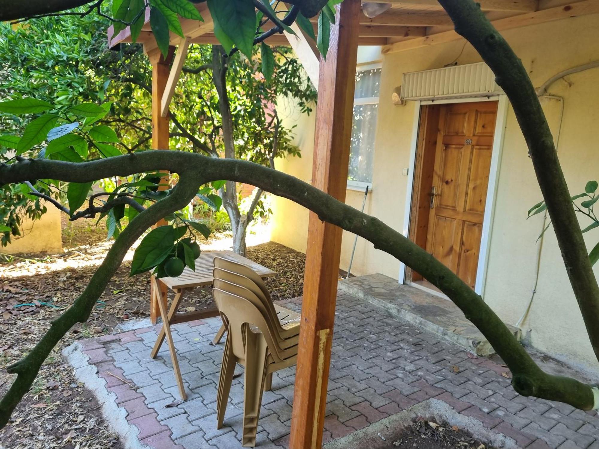 Ugur Pansiyon Bungalows Чирали Экстерьер фото