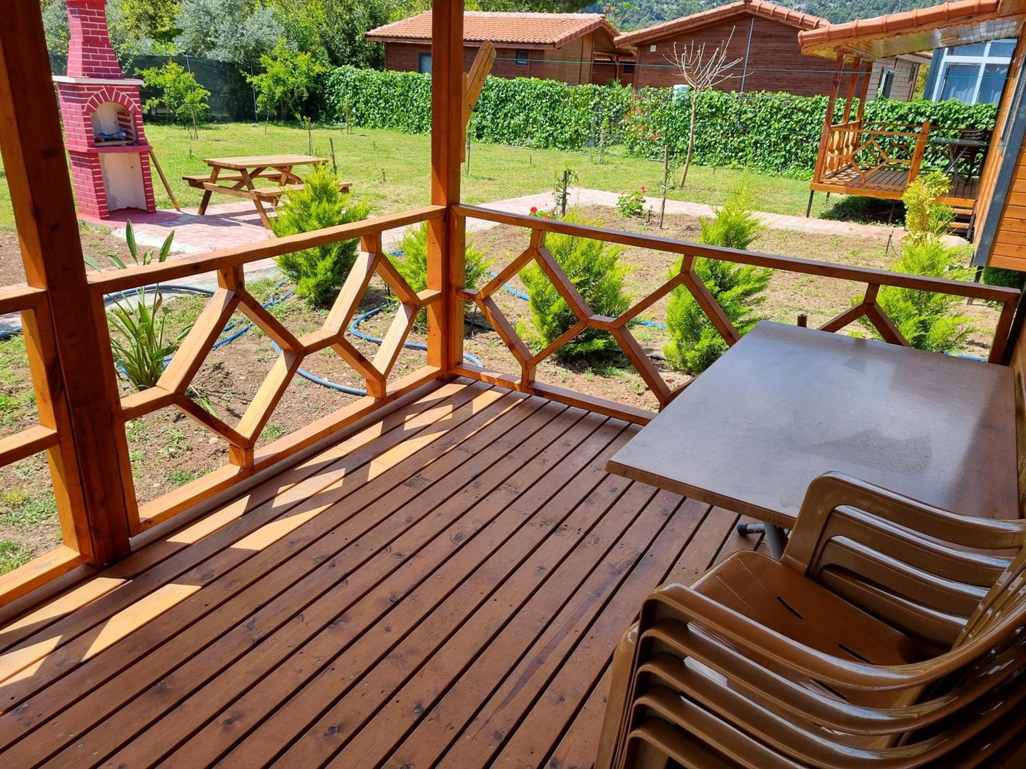 Ugur Pansiyon Bungalows Чирали Экстерьер фото